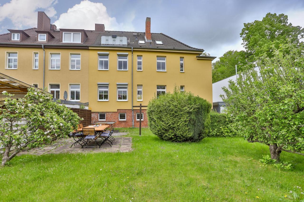 Ferienwohnung An Der Brunnenaue Stralsund Esterno foto